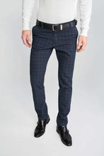 Załaduj obraz do przeglądarki galerii, SPODNIE MĘSKIE CHINOS GRAFITOWE W FIOLETOWĄ KRATKĘ VANKELJEANS® 059
