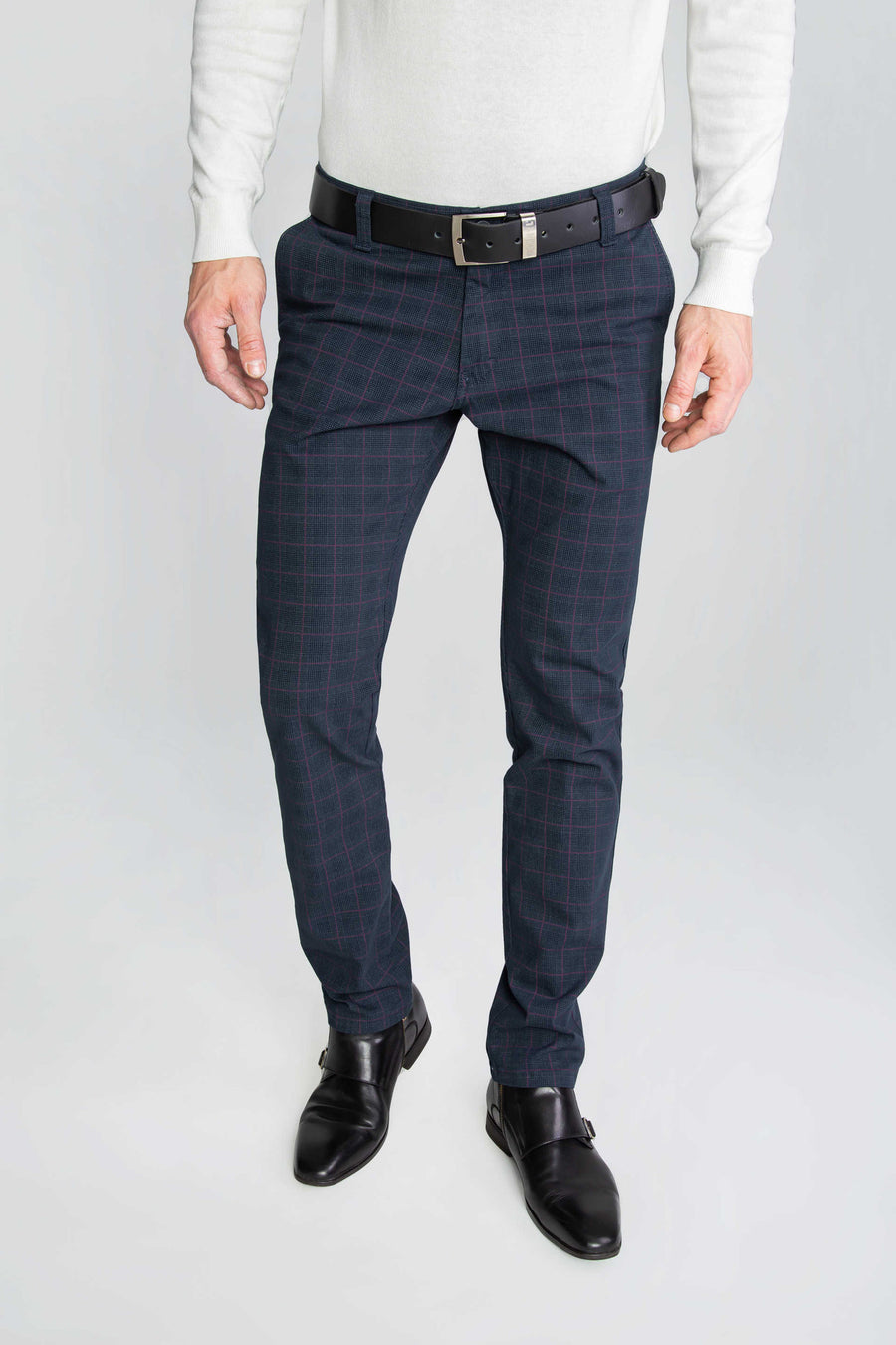 SPODNIE MĘSKIE CHINOS GRAFITOWE W FIOLETOWĄ KRATKĘ VANKELJEANS® 059