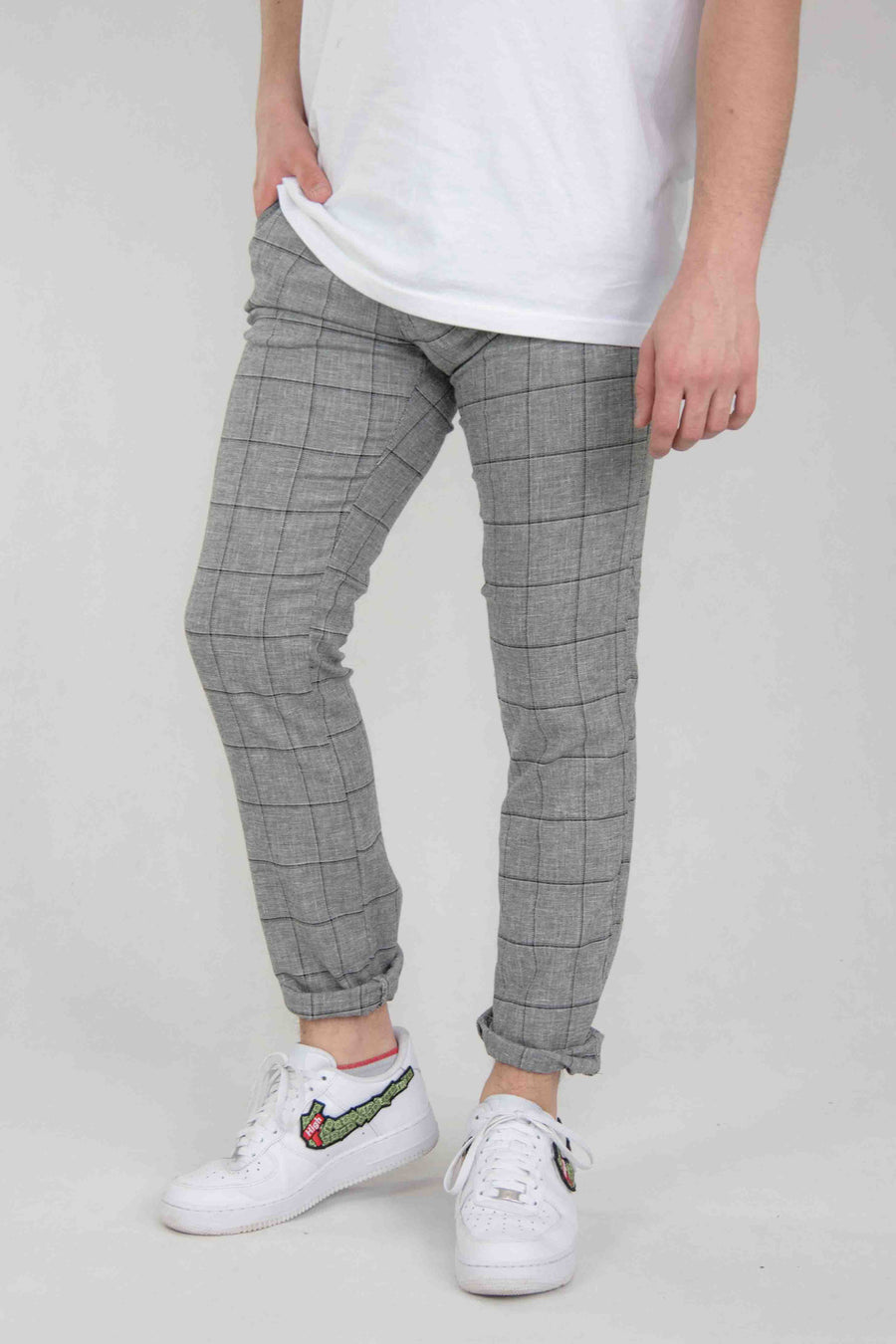 SPODNIE MĘSKIE CHINOS DUŻA KRATKA JASNY SZARY VANKELJEANS® 089
