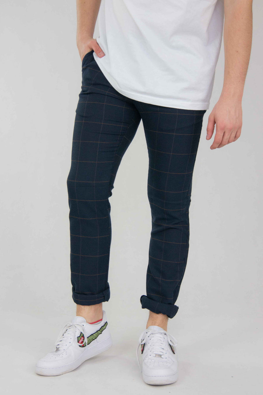 SPODNIE MĘSKIE CHINOS DUŻA NIEBIESKA KRATKA CIEMNE VANKELJEANS® 082