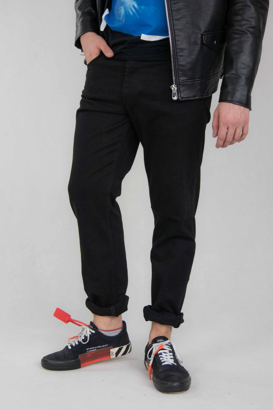 SPODNIE MĘSKIE CHINOS GRUBSZE CZARNE VANKELJEANS® 561